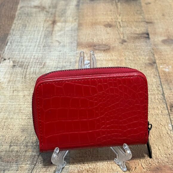 BADGLEY MISCHKA Red Croco Embossed Short Wallet Red /Vegan Leather - Picture 2 of 14